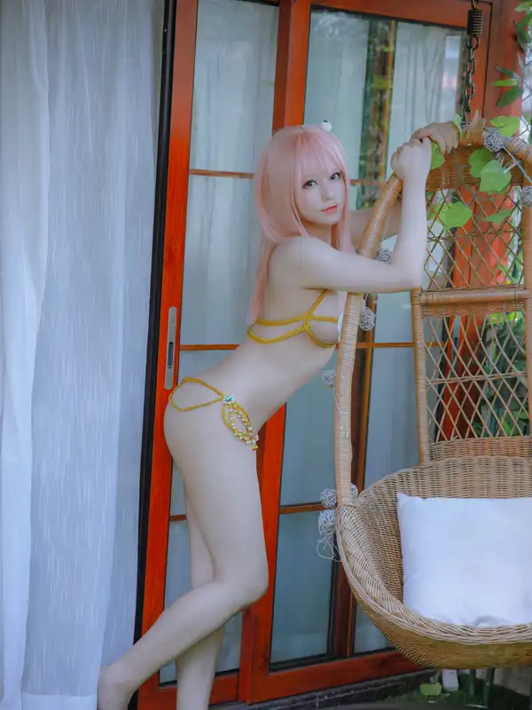 W206 Nyako喵子 死或生-穗香 [46P-274.3MB]